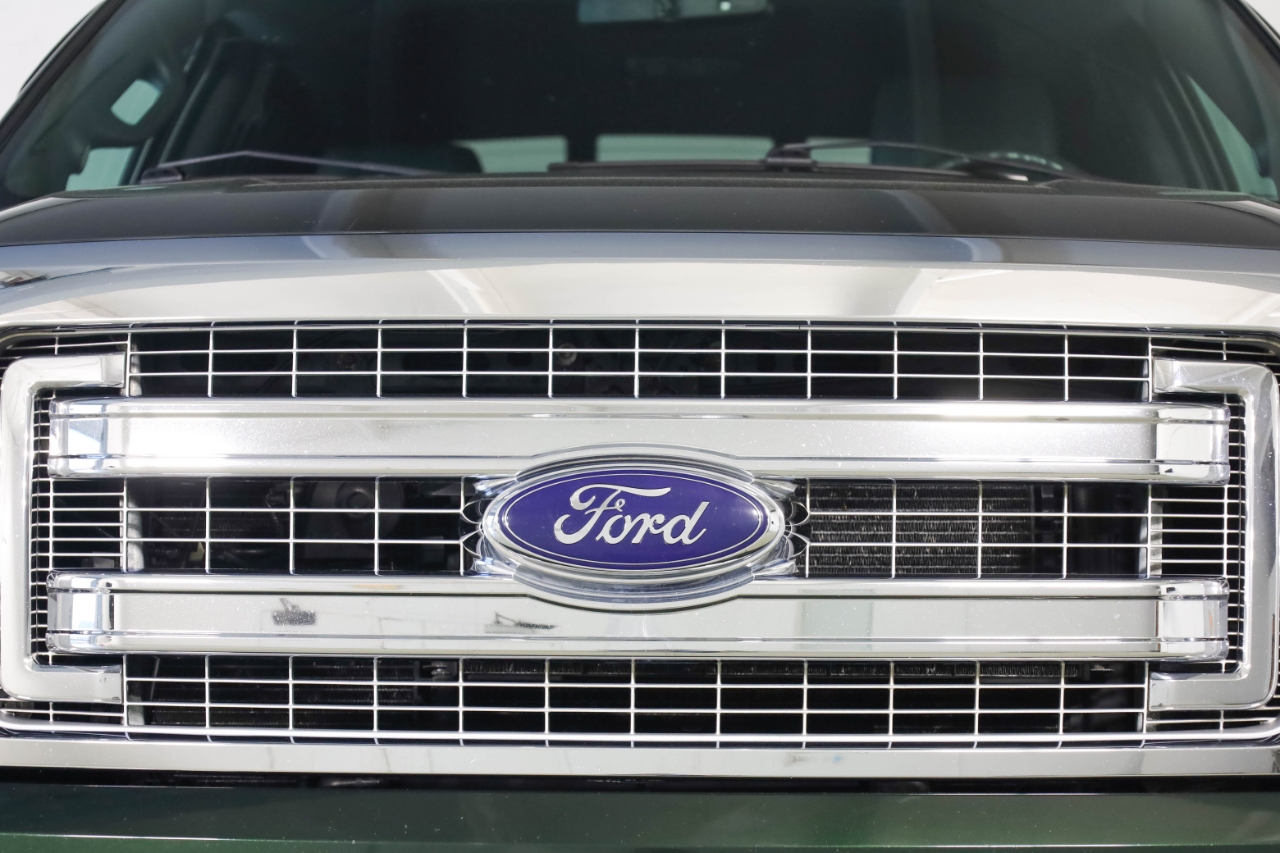 Ford F-150 4WD SuperCrew 145" King Ranch 2014