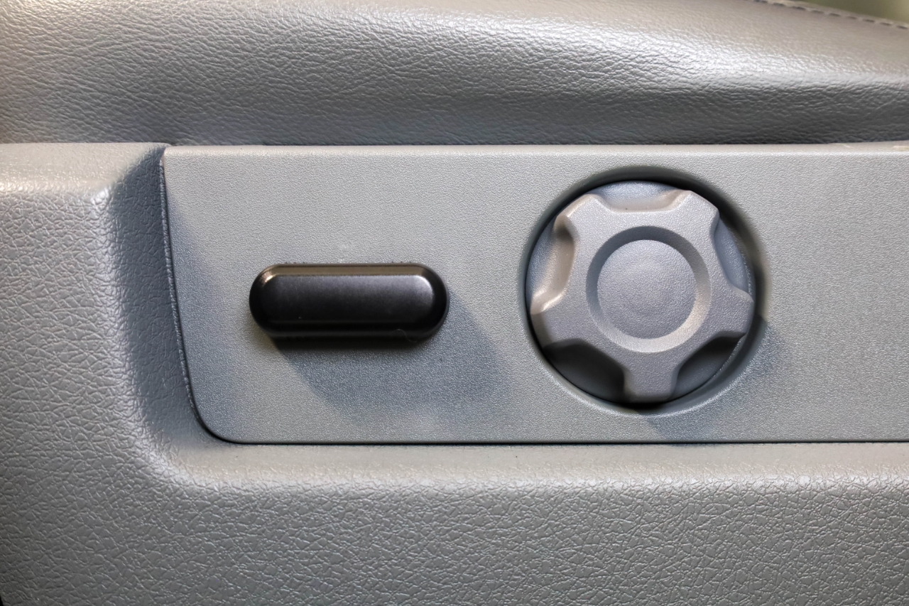 Ford F-150 4WD SuperCrew 145" King Ranch 2014