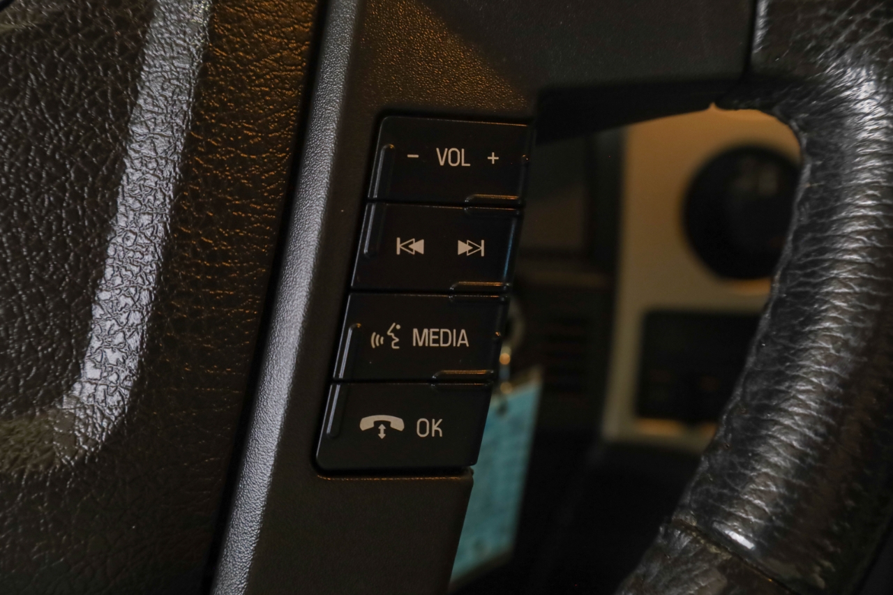 Ford F-150 4WD SuperCrew 145" King Ranch 2014