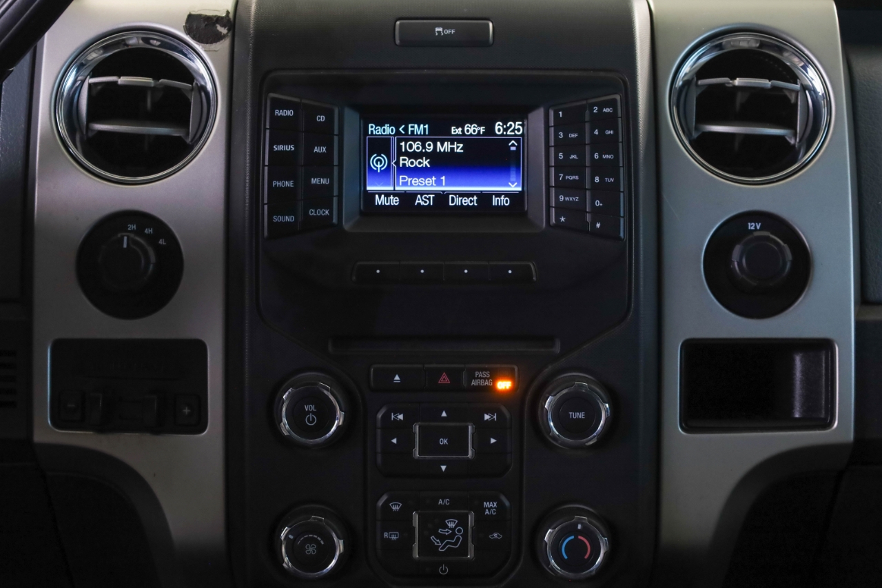 Ford F-150 4WD SuperCrew 145" King Ranch 2014