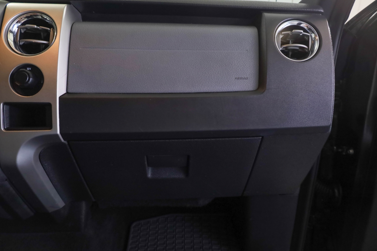 Ford F-150 4WD SuperCrew 145" King Ranch 2014