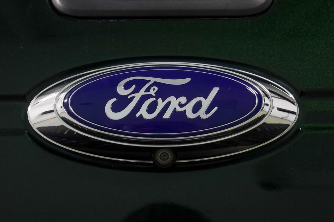 Ford F-150 4WD SuperCrew 145" King Ranch 2014