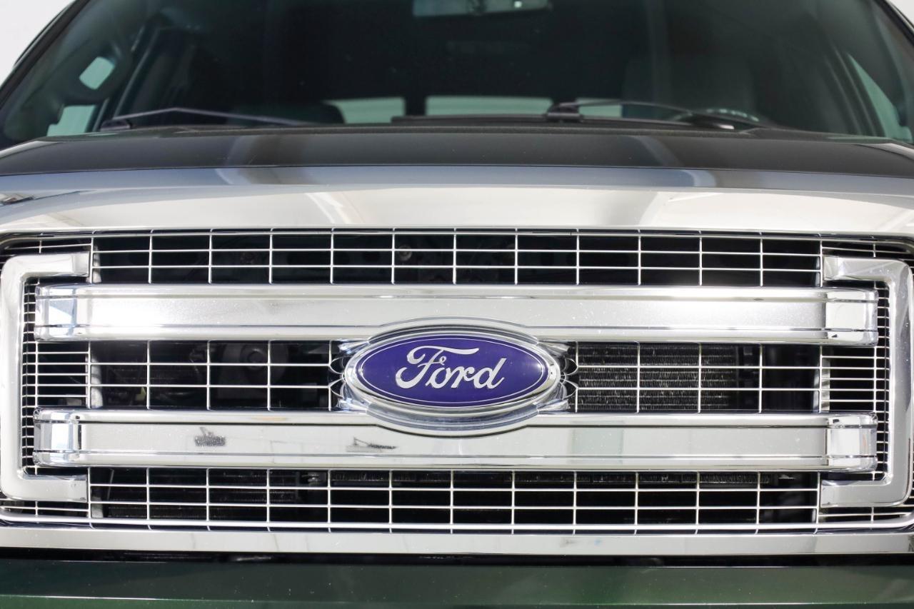 Ford F-150 4WD SuperCrew 145" King Ranch 2014