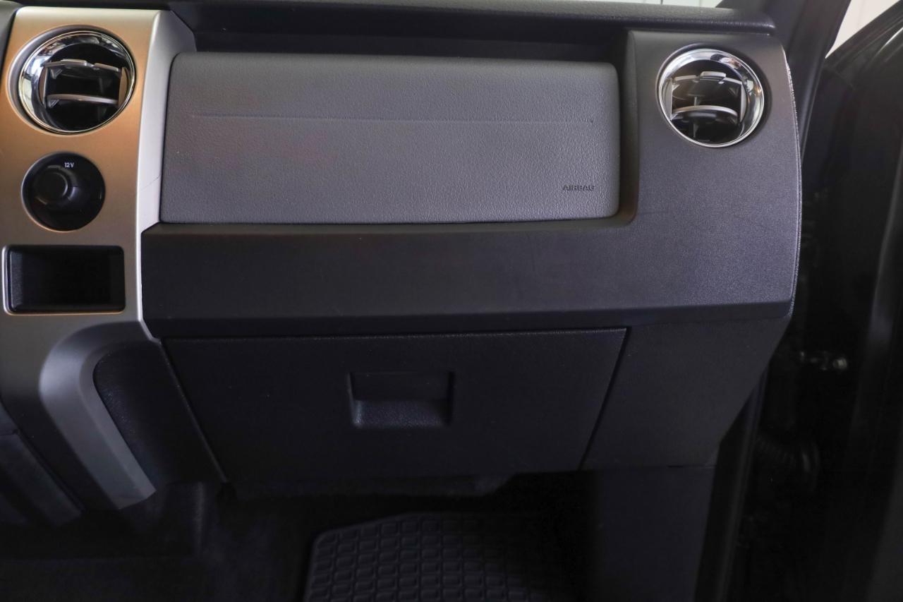 Ford F-150 4WD SuperCrew 145" King Ranch 2014