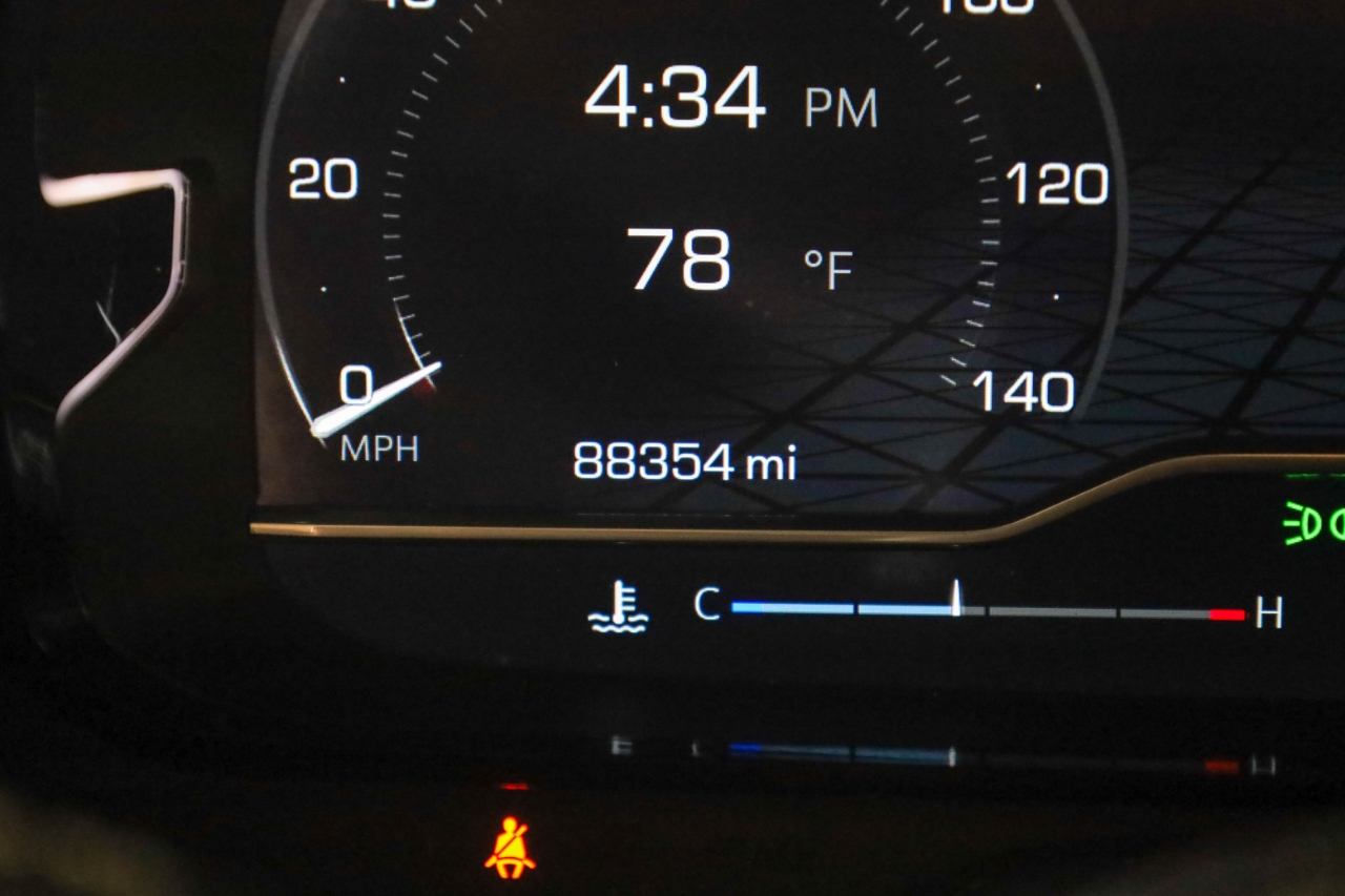 GMC Yukon XL 4WD 4dr Denali Ultimate 2023