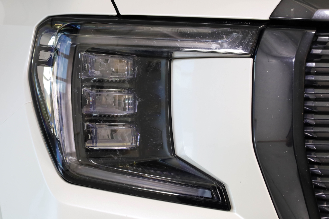 GMC Yukon XL 4WD 4dr Denali Ultimate 2023