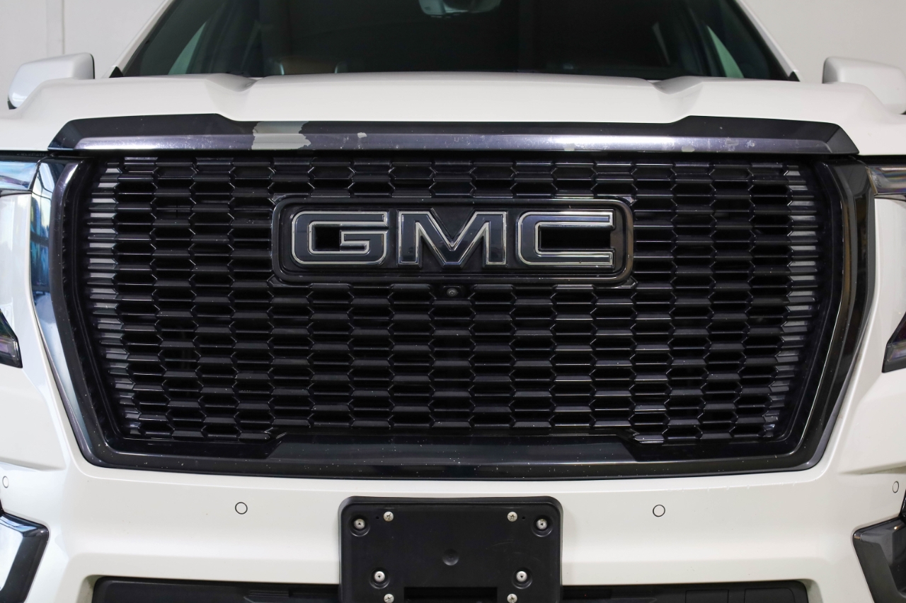GMC Yukon XL 4WD 4dr Denali Ultimate 2023