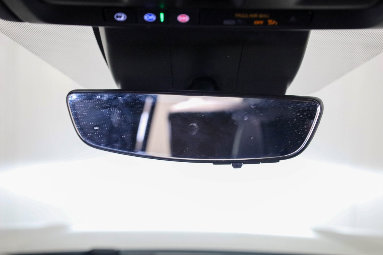 GMC Yukon XL 4WD 4dr Denali Ultimate 2023