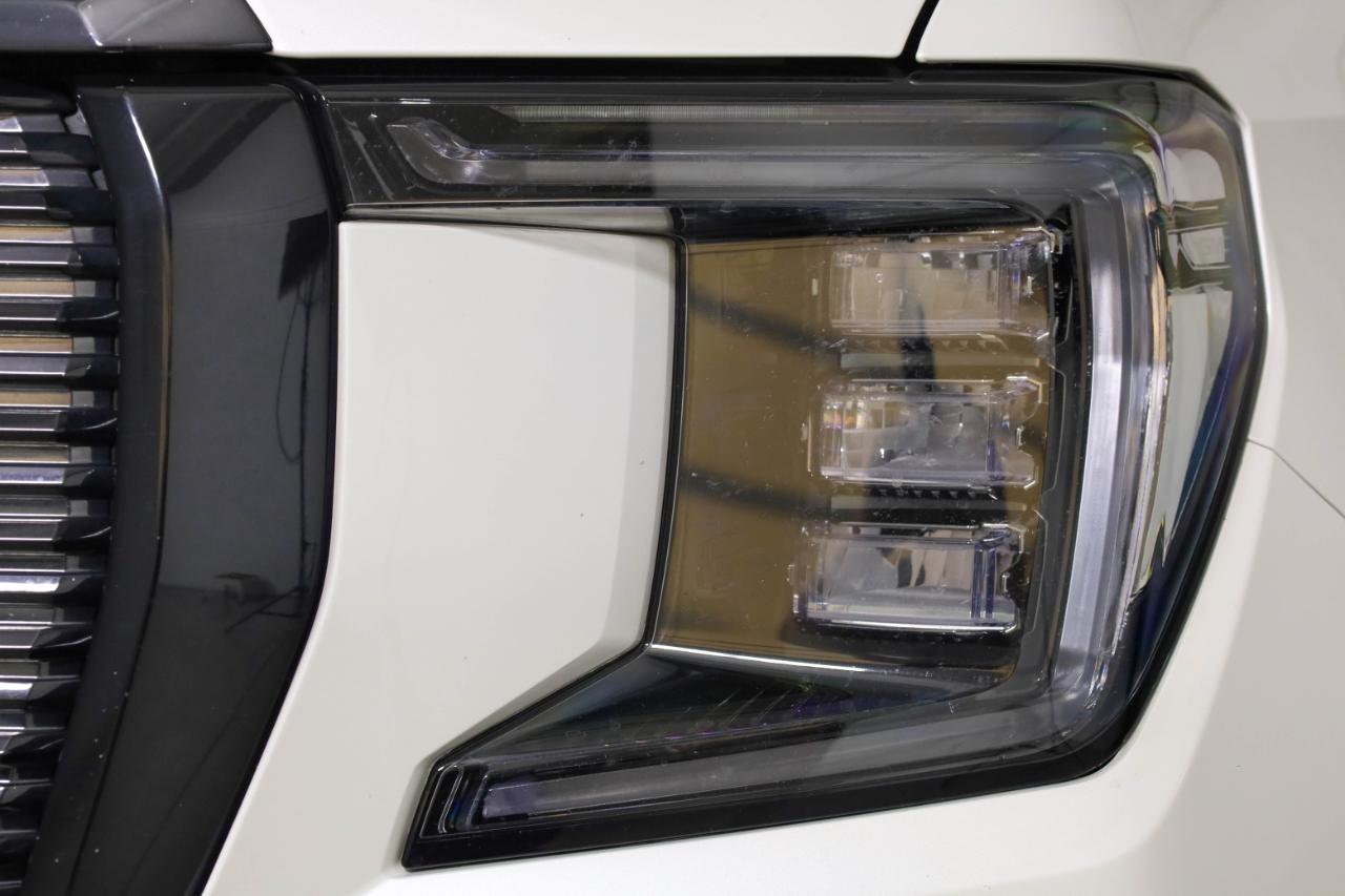 GMC Yukon XL 4WD 4dr Denali Ultimate 2023