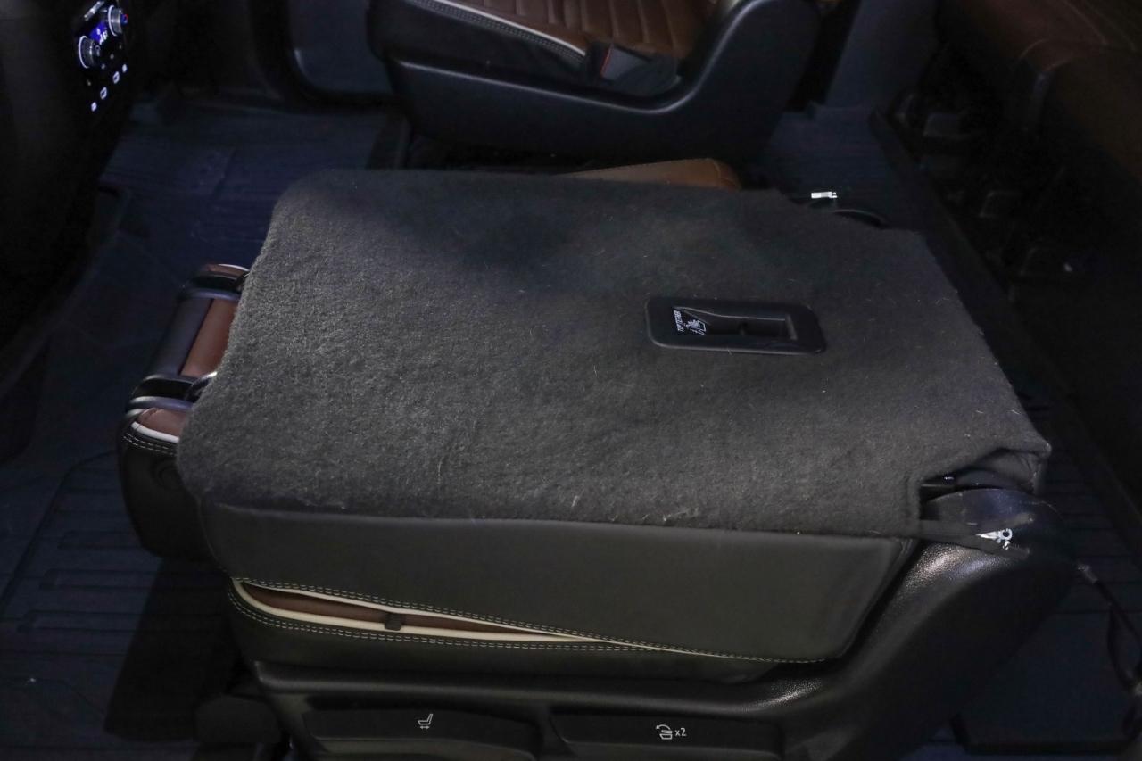 GMC Yukon XL 4WD 4dr Denali Ultimate 2023