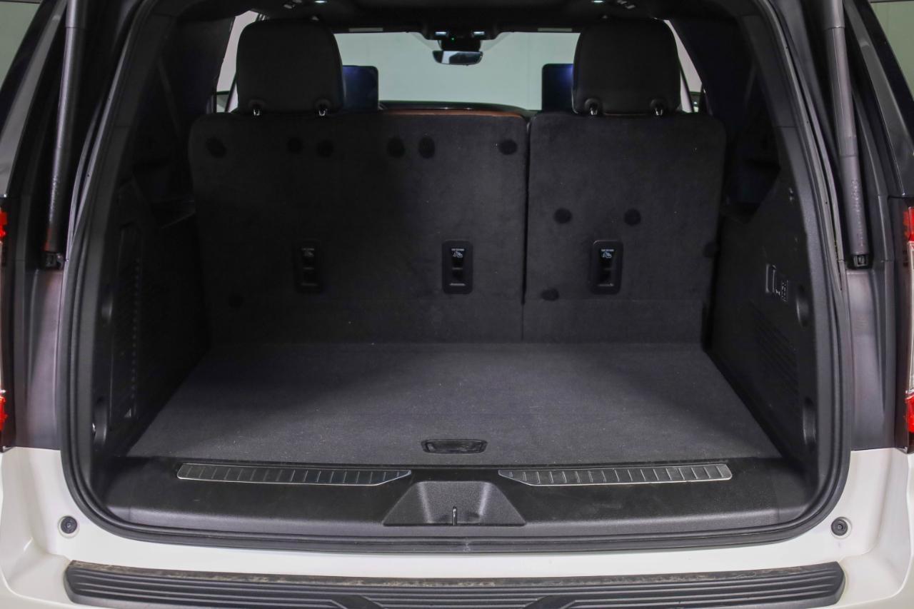 GMC Yukon XL 4WD 4dr Denali Ultimate 2023