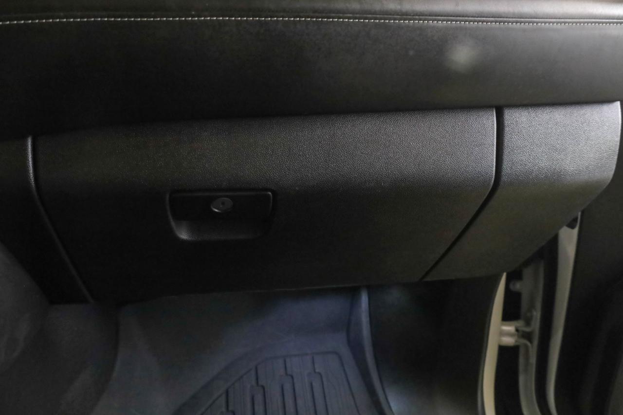 GMC Yukon XL 4WD 4dr Denali Ultimate 2023