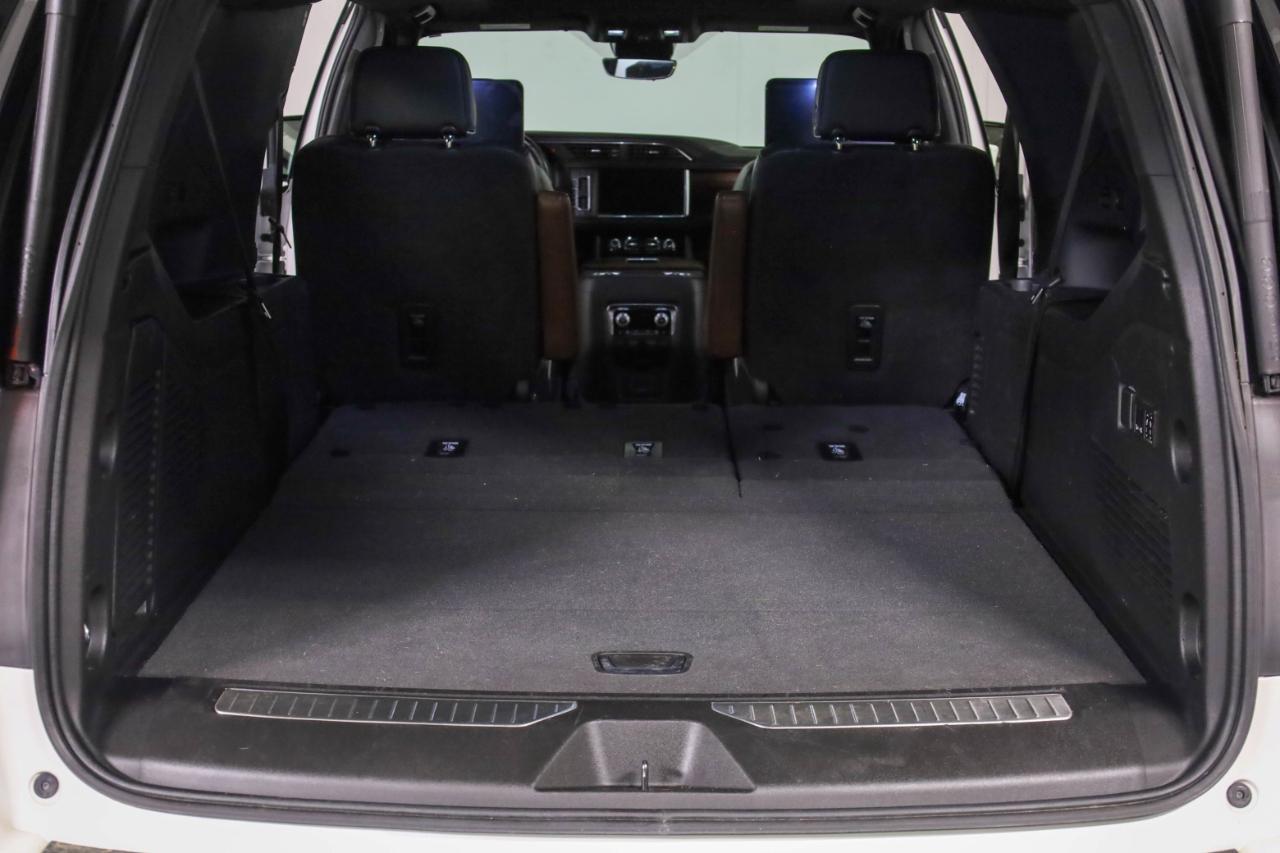 GMC Yukon XL 4WD 4dr Denali Ultimate 2023