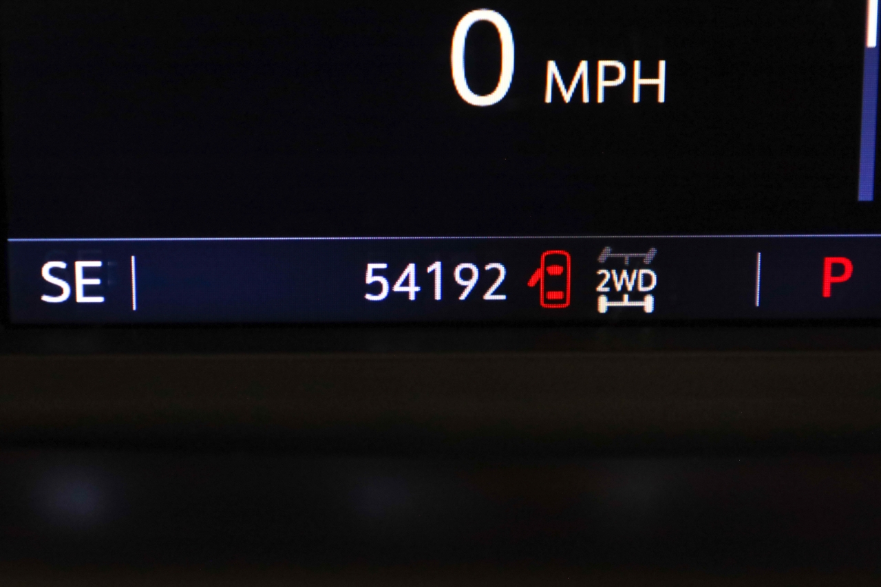 Chevrolet Silverado 1500 4WD Crew Cab 147" LT Trail Boss 2021