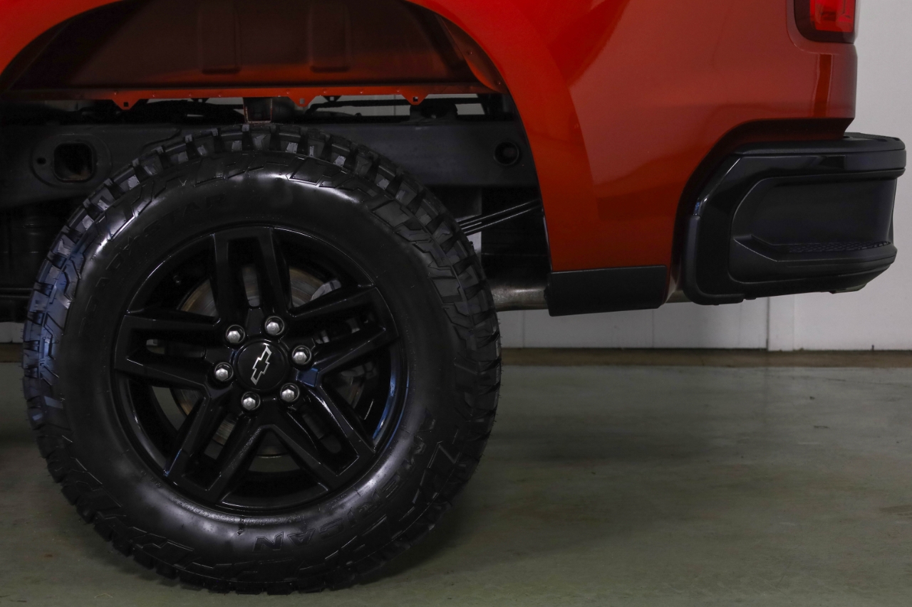 Chevrolet Silverado 1500 4WD Crew Cab 147" LT Trail Boss 2021