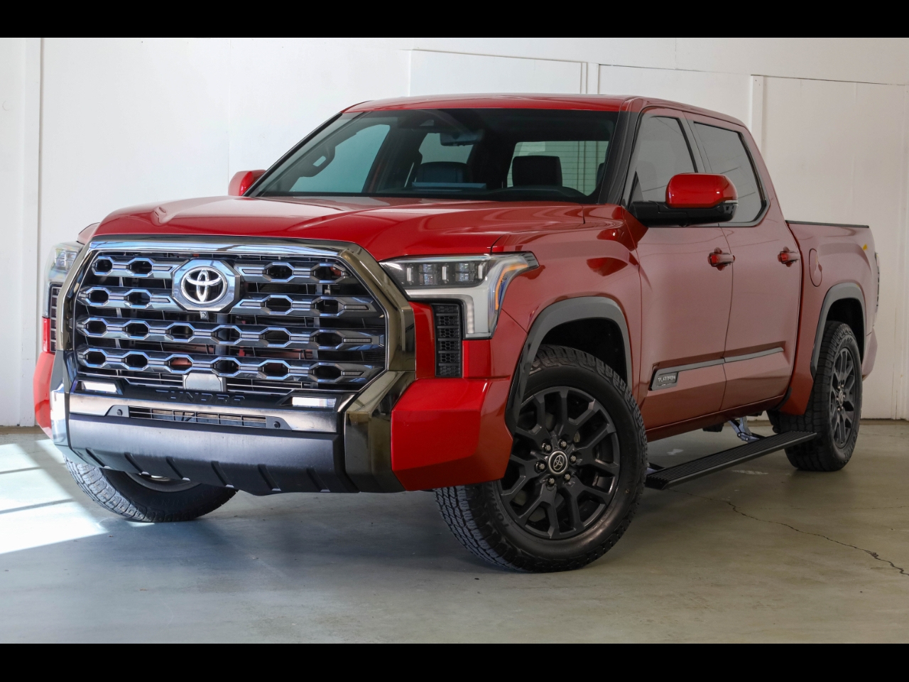 Toyota Tundra 2WD Platinum CrewMax 5.5' Bed (Natl) 2022