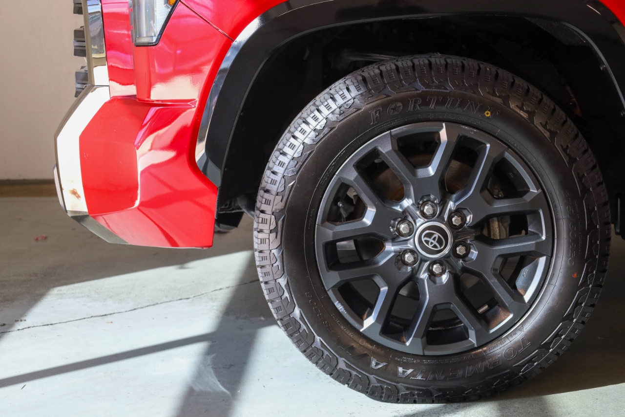 Toyota Tundra 2WD Platinum CrewMax 5.5' Bed (Natl) 2022