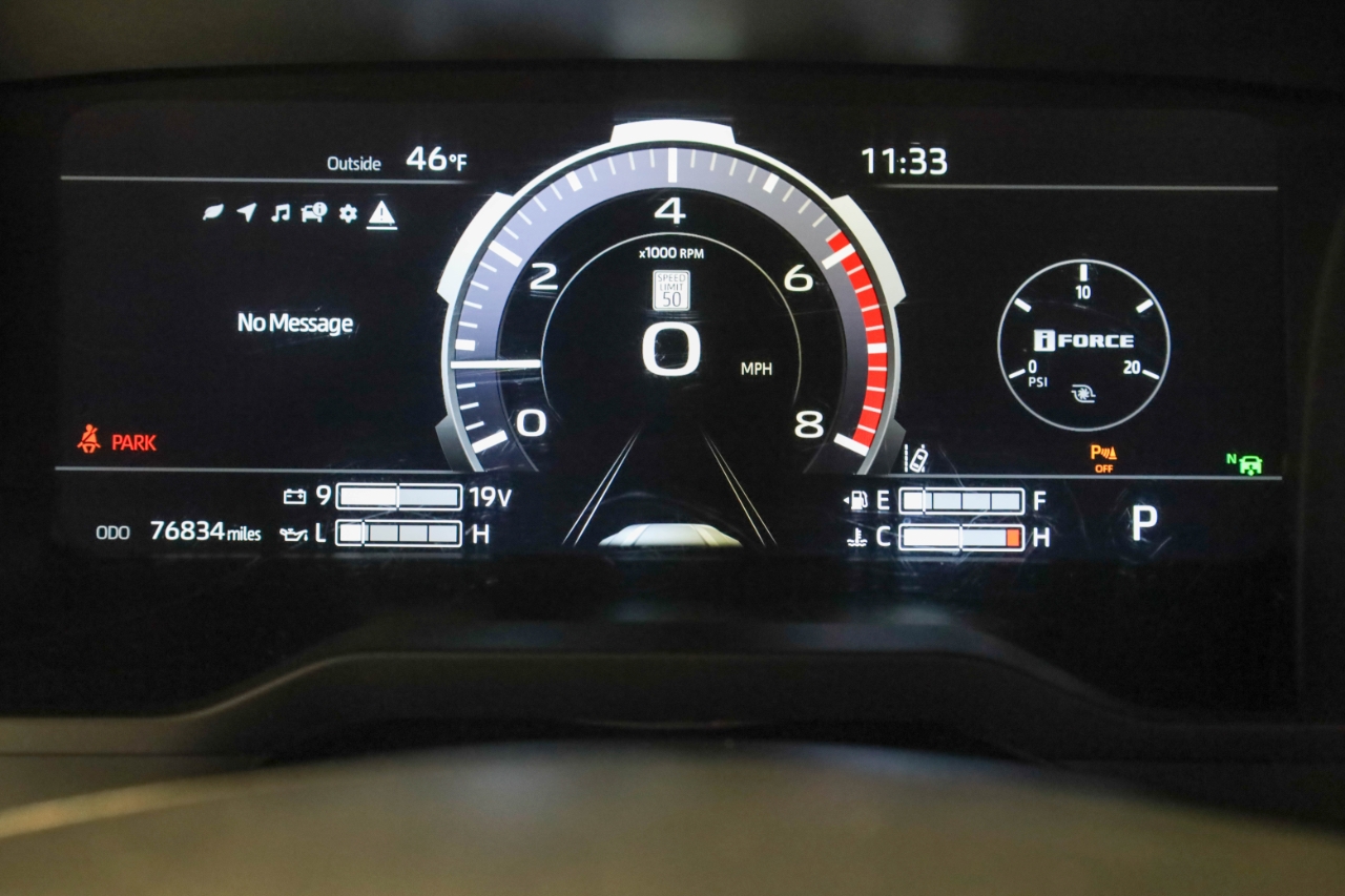 Toyota Tundra 2WD Platinum CrewMax 5.5' Bed (Natl) 2022