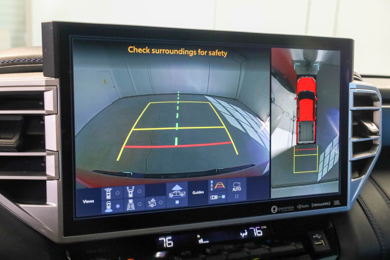 Toyota Tundra 2WD Platinum CrewMax 5.5' Bed (Natl) 2022