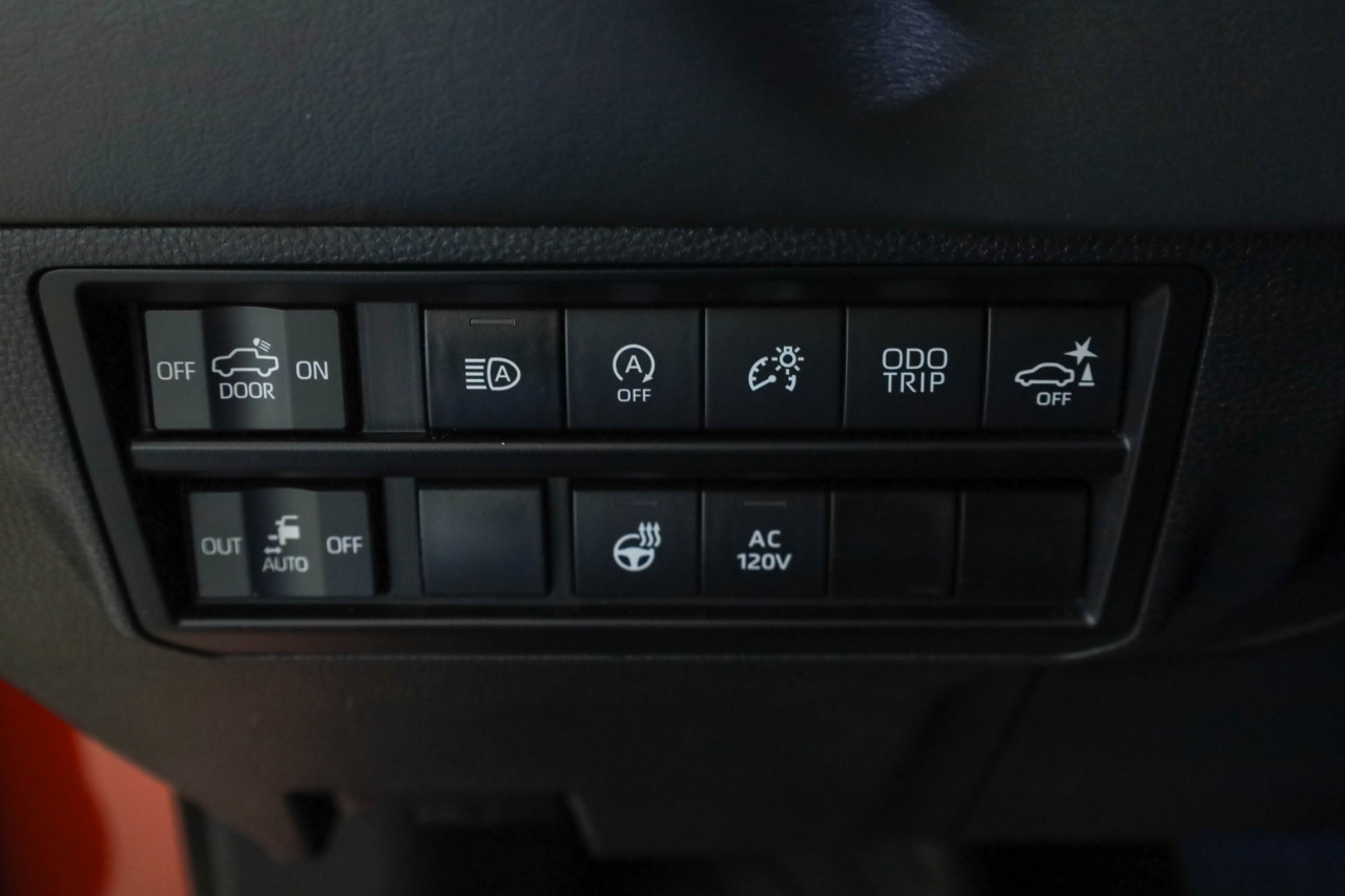 Toyota Tundra 2WD Platinum CrewMax 5.5' Bed (Natl) 2022