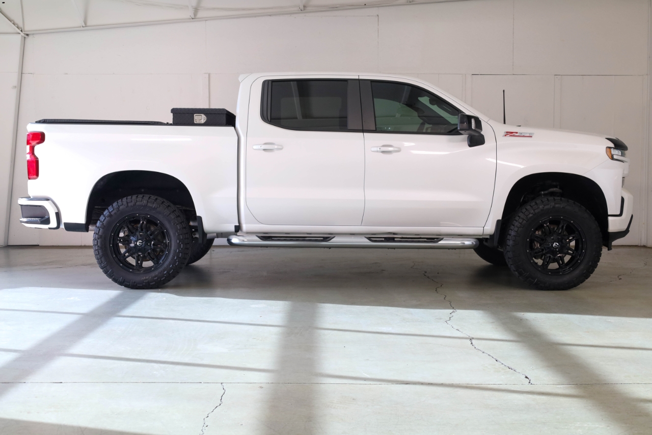 Chevrolet Silverado 1500 4WD Crew Cab 147" RST 2019