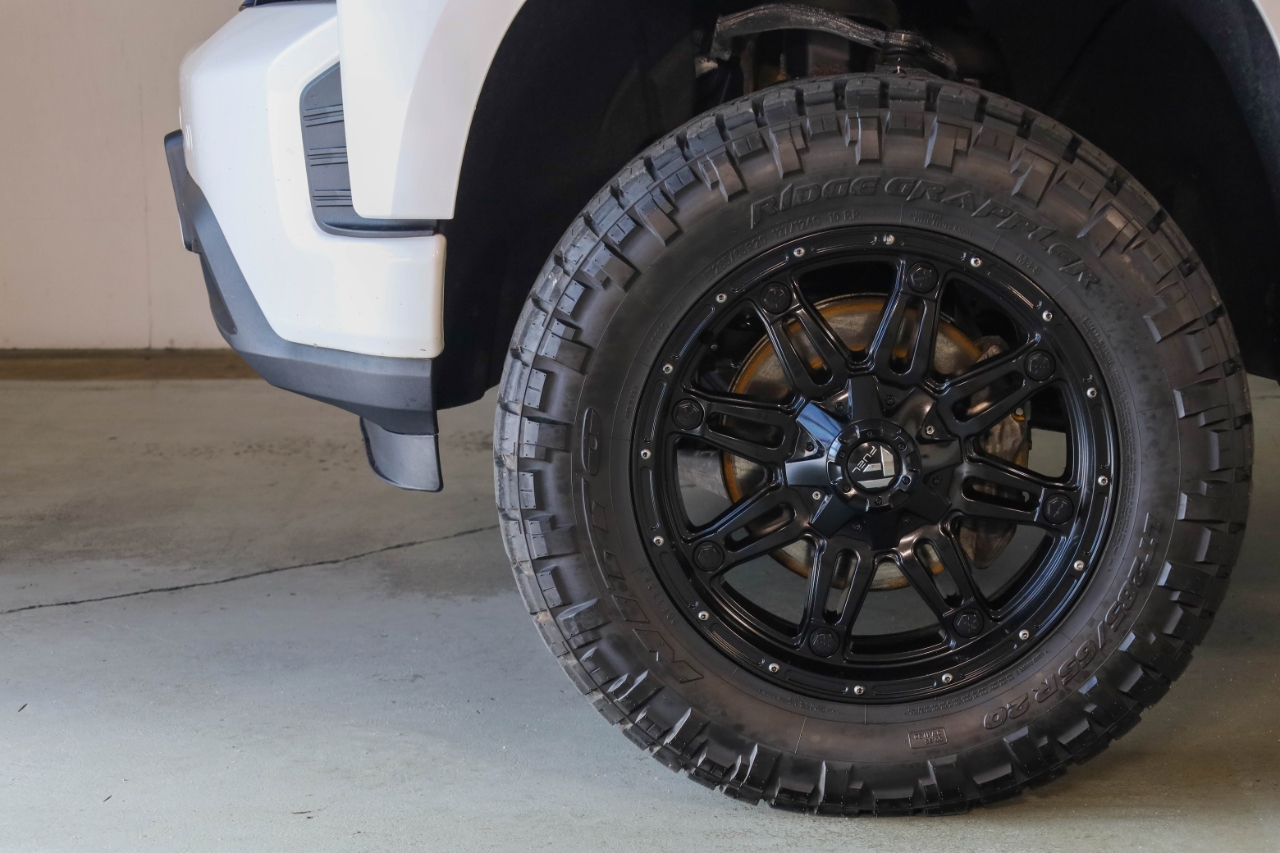 Chevrolet Silverado 1500 4WD Crew Cab 147" RST 2019