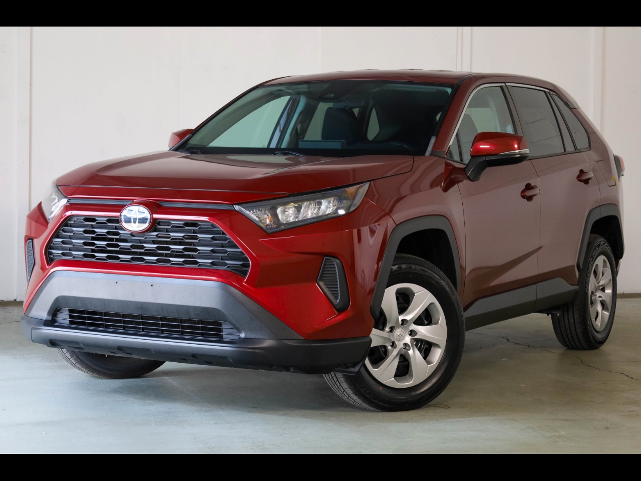 Toyota RAV4 LE AWD (Natl) 2022