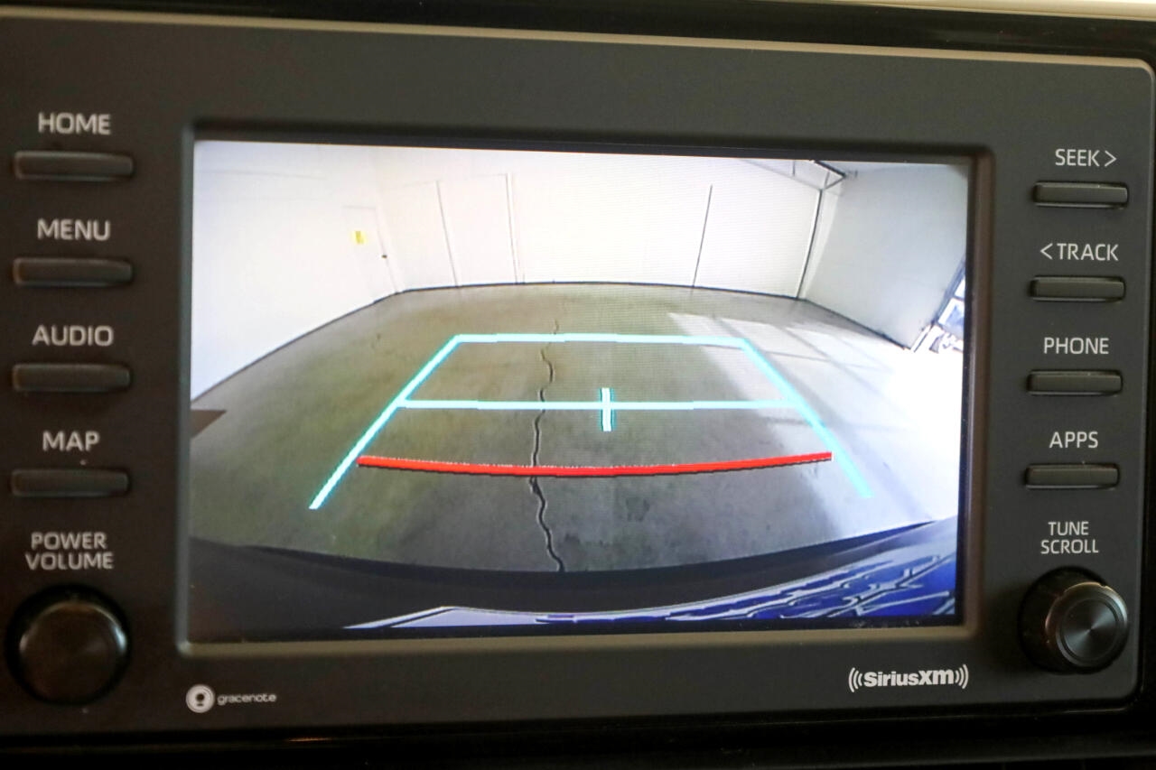 Toyota RAV4 LE AWD (Natl) 2022