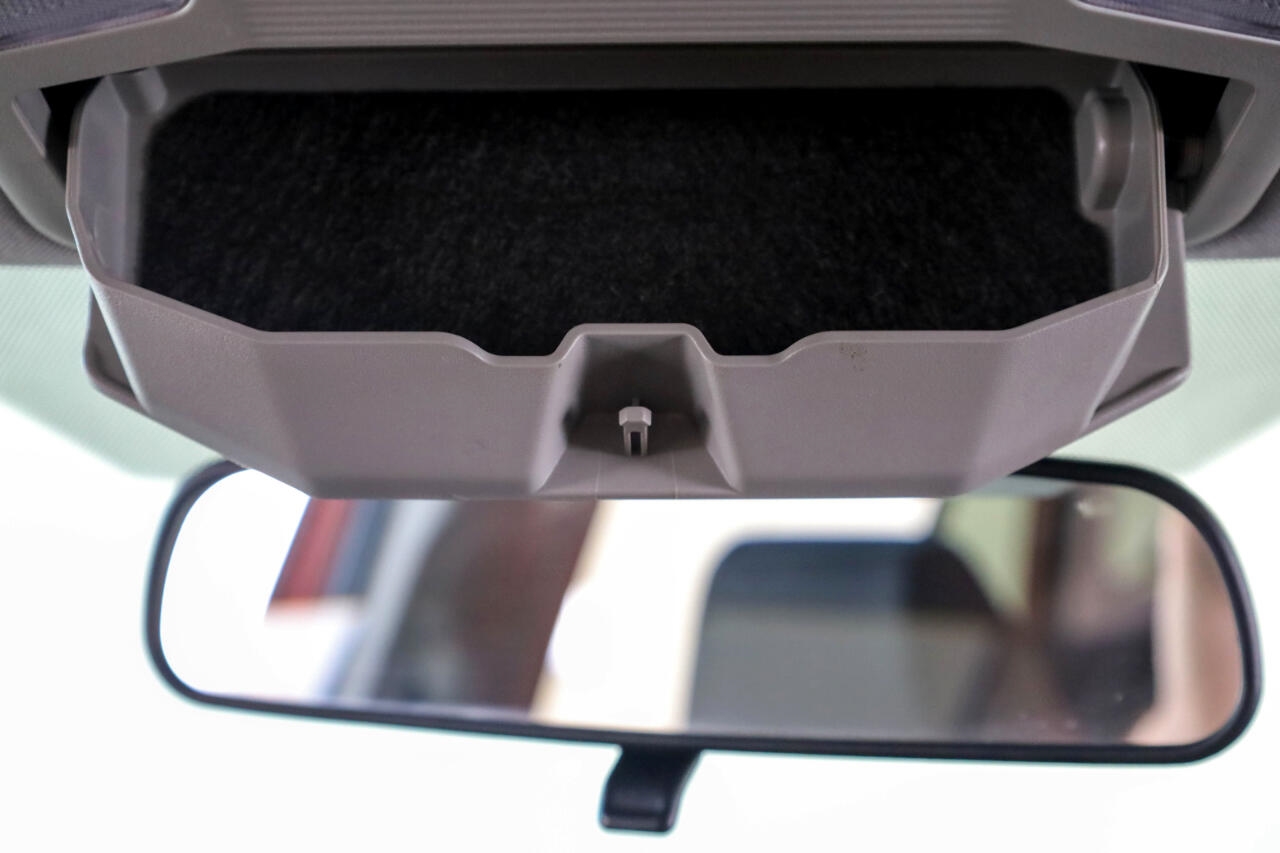 Toyota RAV4 LE AWD (Natl) 2022