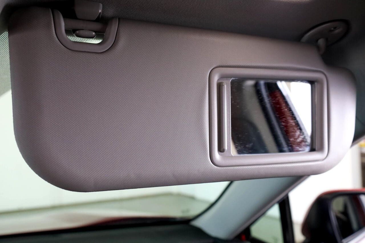 Toyota RAV4 LE AWD (Natl) 2022