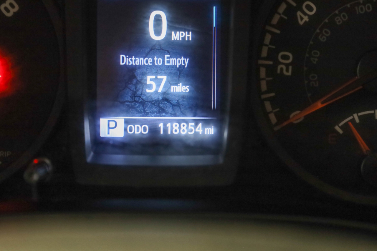 Toyota Tacoma 2WD SR5 Access Cab 6' Bed I4 AT (Natl) 2022