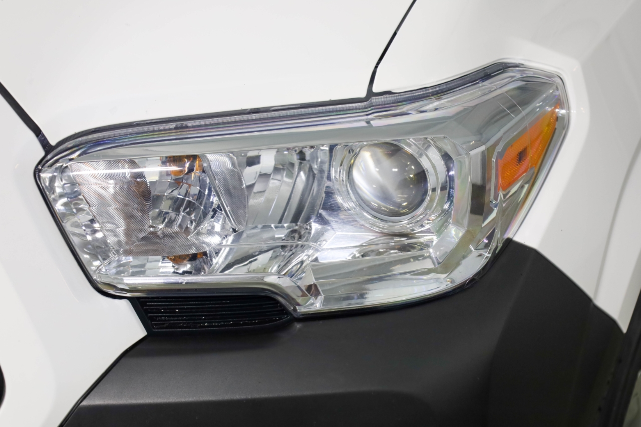 Toyota Tacoma 2WD SR5 Access Cab 6' Bed I4 AT (Natl) 2022