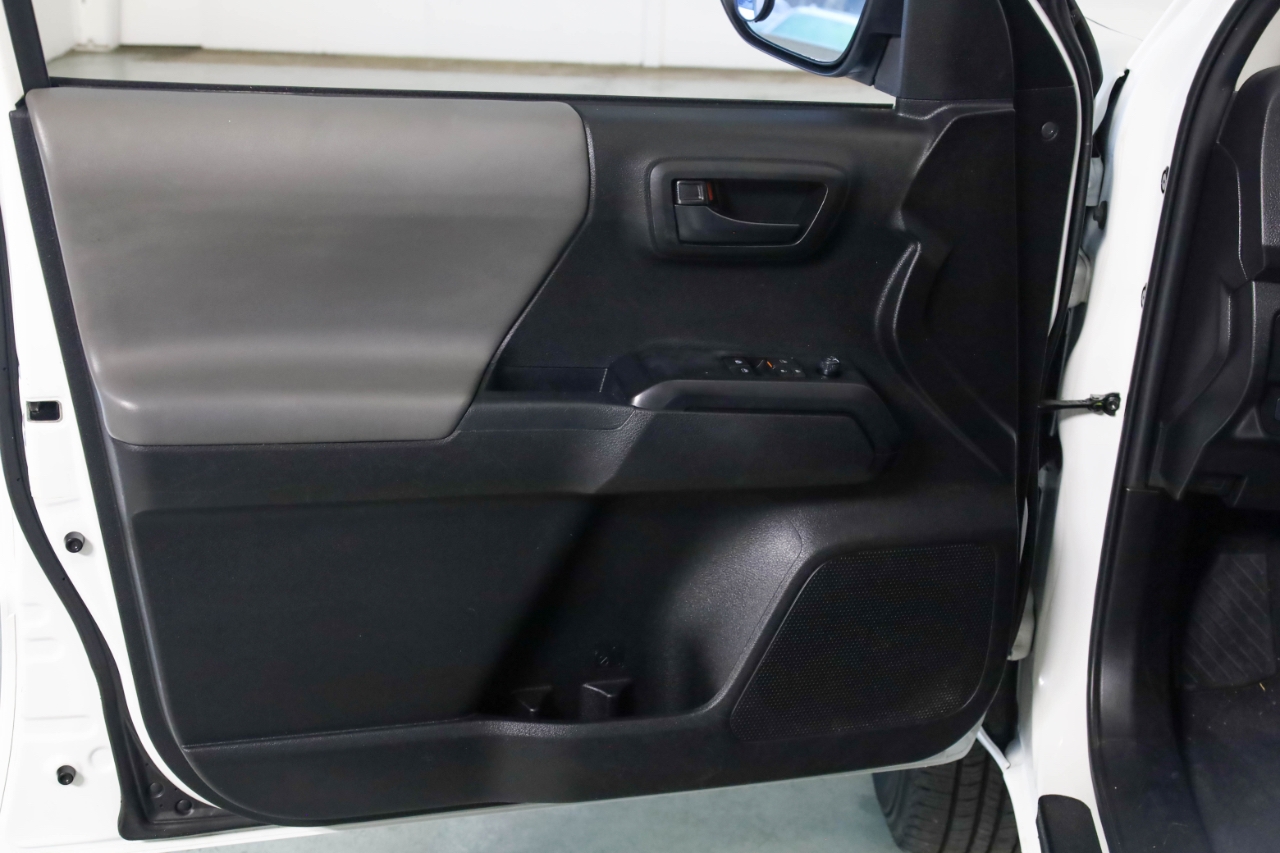 Toyota Tacoma 2WD SR5 Access Cab 6' Bed I4 AT (Natl) 2022