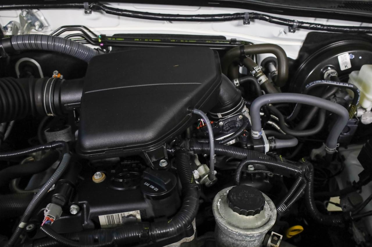 Toyota Tacoma 2WD SR5 Access Cab 6' Bed I4 AT (Natl) 2022