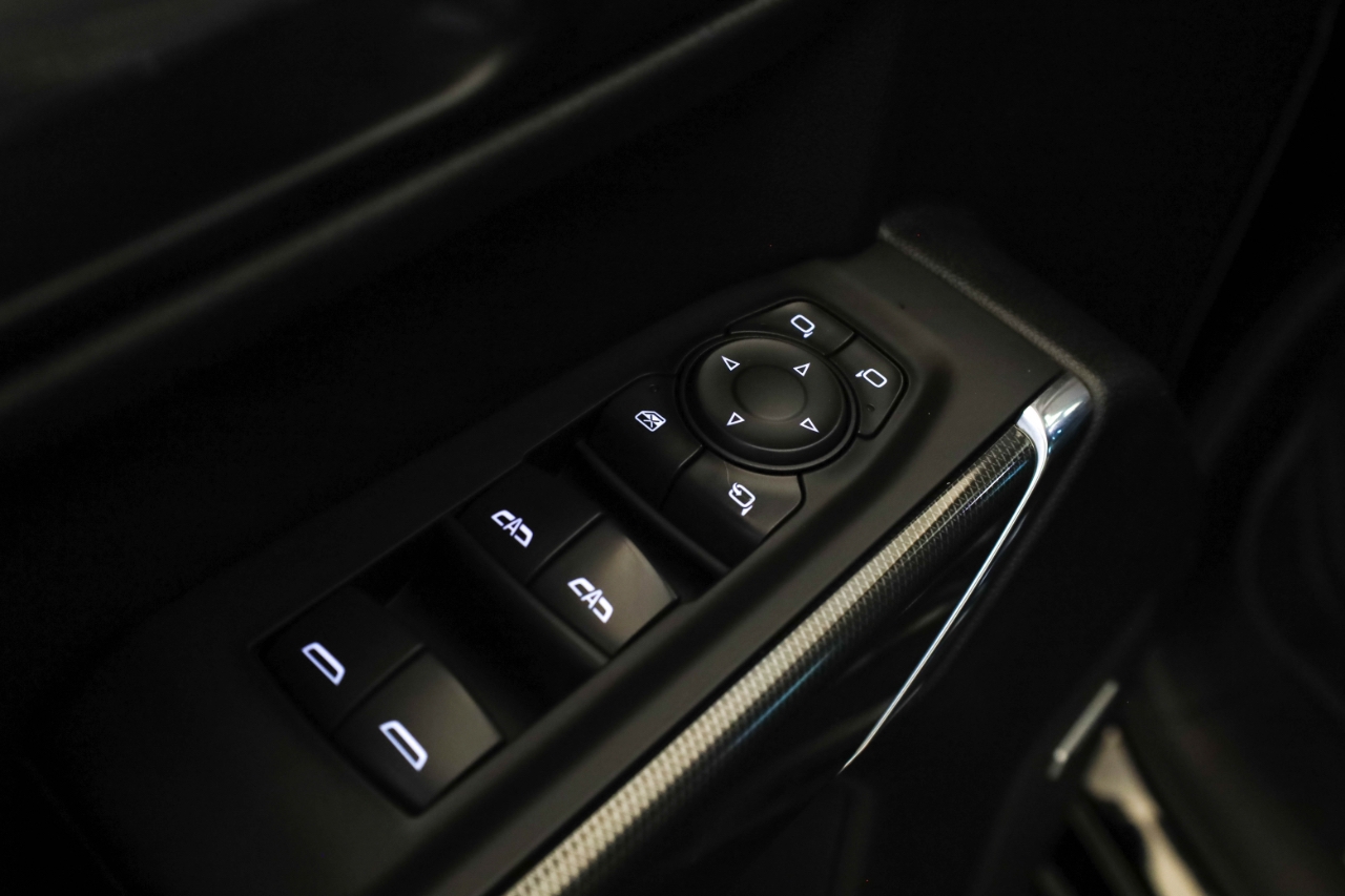 GMC Sierra 1500 4WD Crew Cab 147" AT4 2021