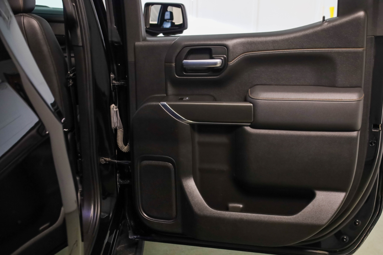 GMC Sierra 1500 4WD Crew Cab 147" AT4 2021