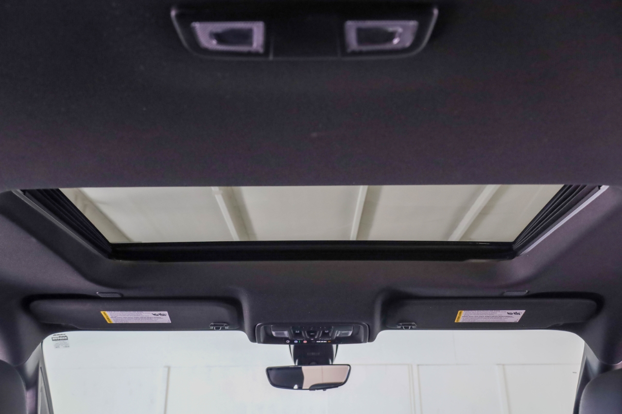 GMC Sierra 1500 4WD Crew Cab 147" AT4 2021