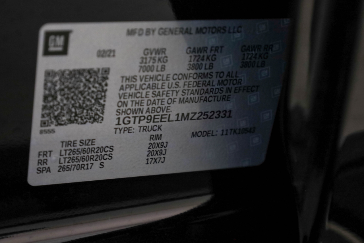 GMC Sierra 1500 4WD Crew Cab 147" AT4 2021