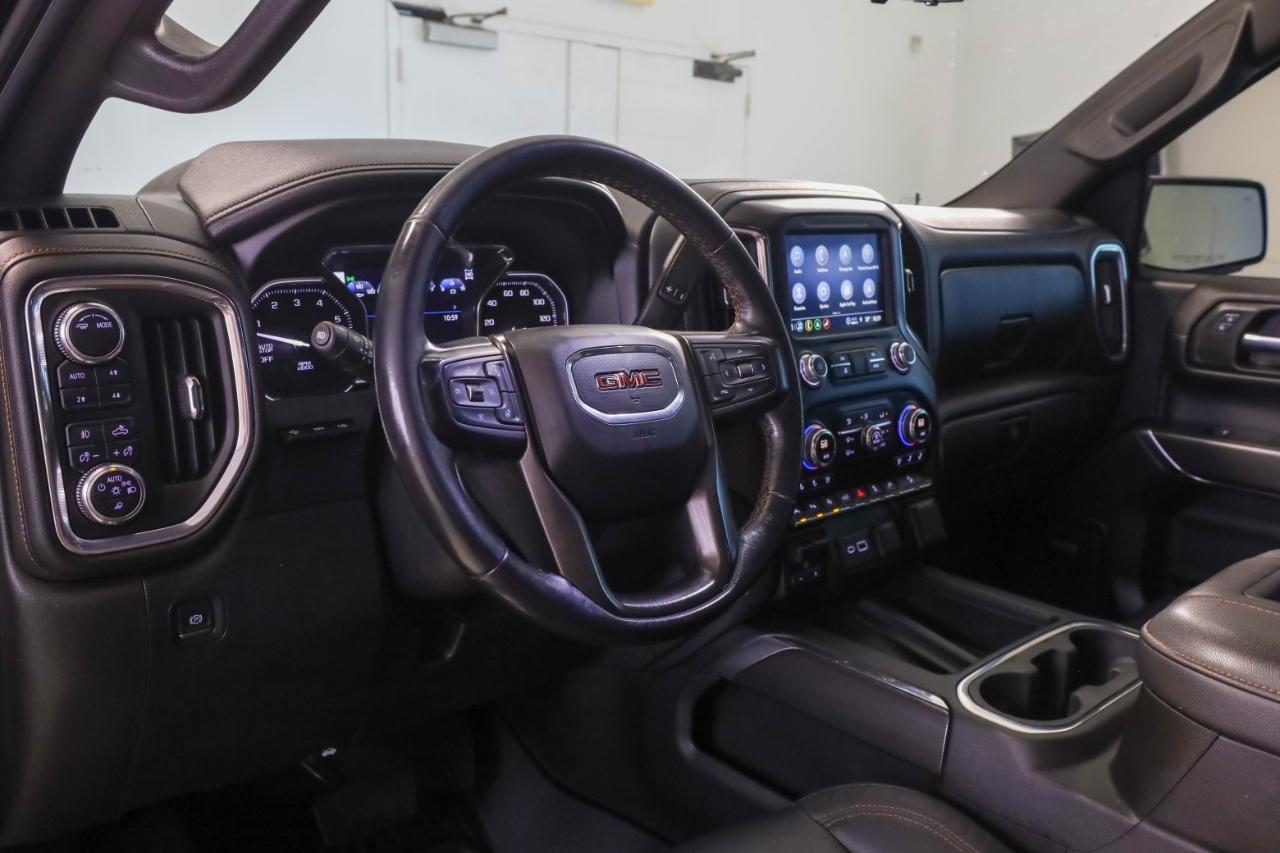 GMC Sierra 1500 4WD Crew Cab 147" AT4 2021