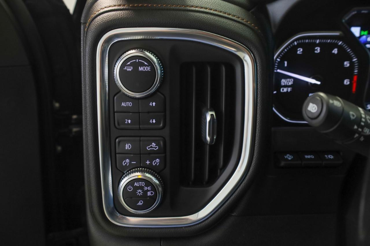 GMC Sierra 1500 4WD Crew Cab 147" AT4 2021