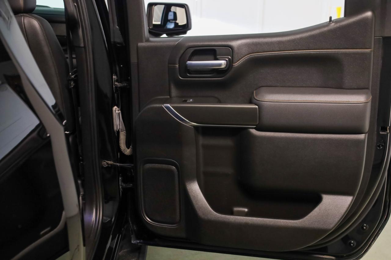 GMC Sierra 1500 4WD Crew Cab 147" AT4 2021