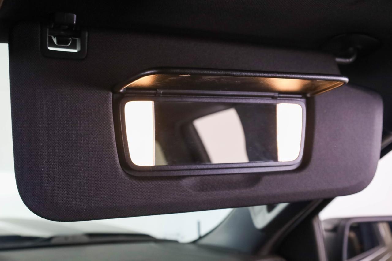 GMC Sierra 1500 4WD Crew Cab 147" AT4 2021