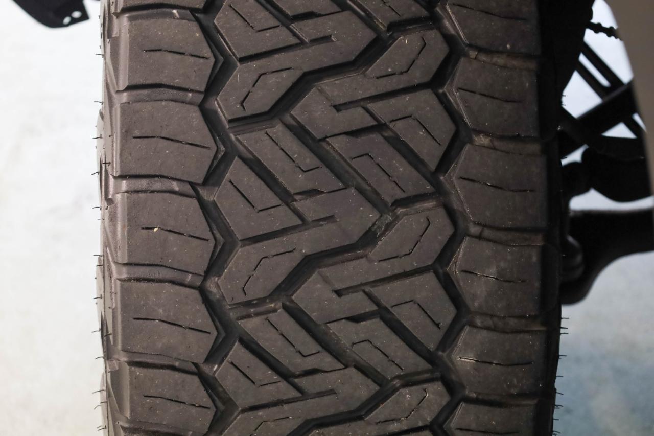 GMC Sierra 1500 4WD Crew Cab 147" AT4 2021