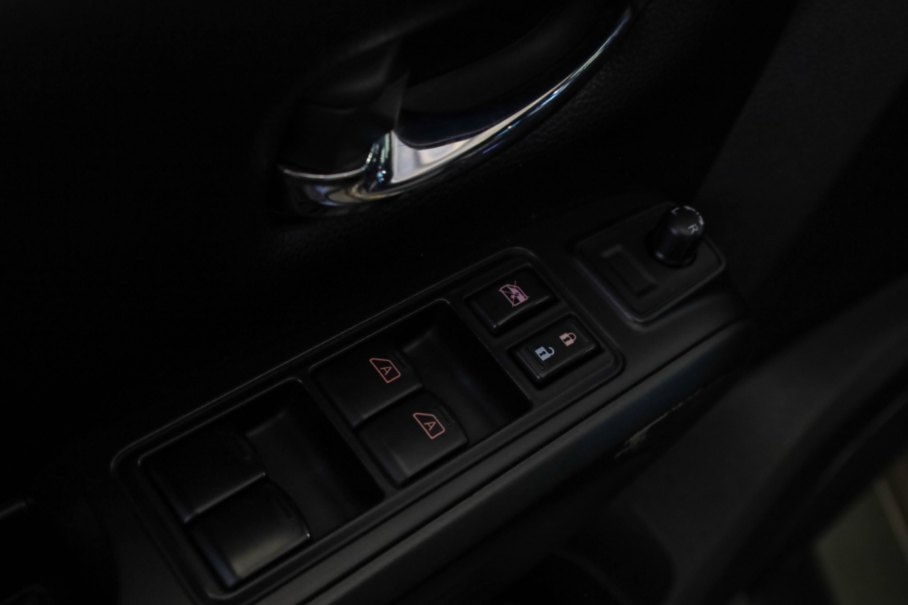 Nissan Titan 4x4 Crew Cab PRO-4X 2021