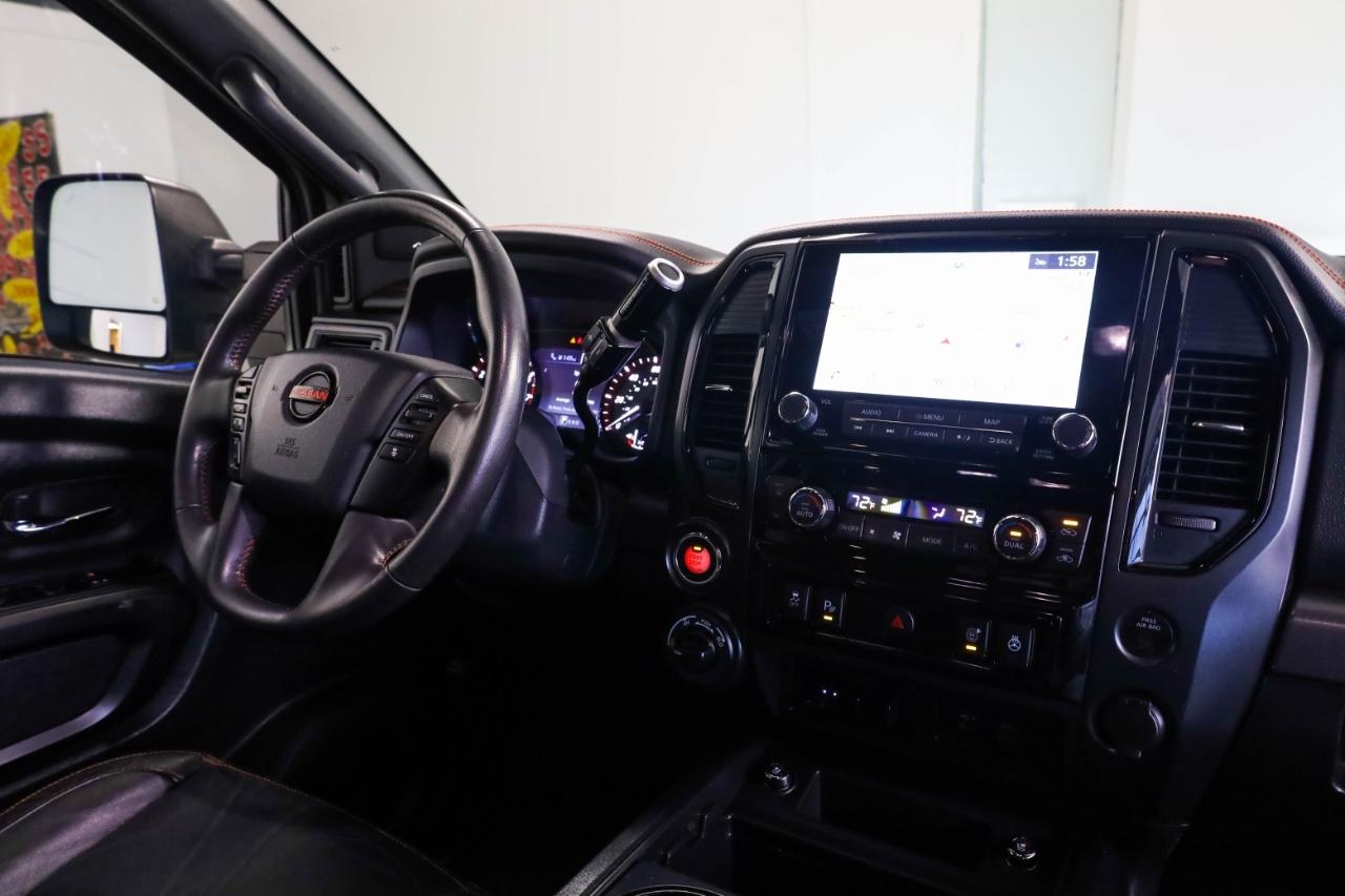 Nissan Titan 4x4 Crew Cab PRO-4X 2021