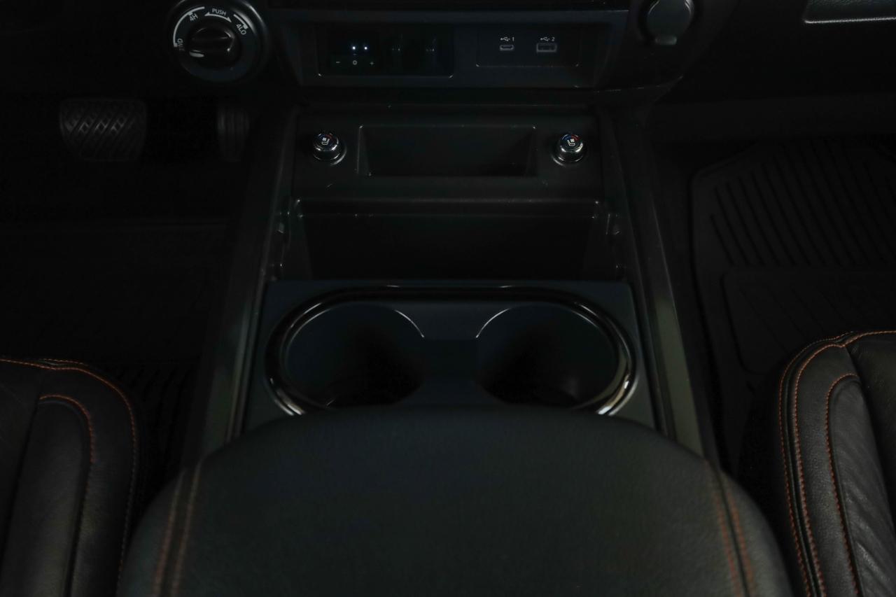 Nissan Titan 4x4 Crew Cab PRO-4X 2021