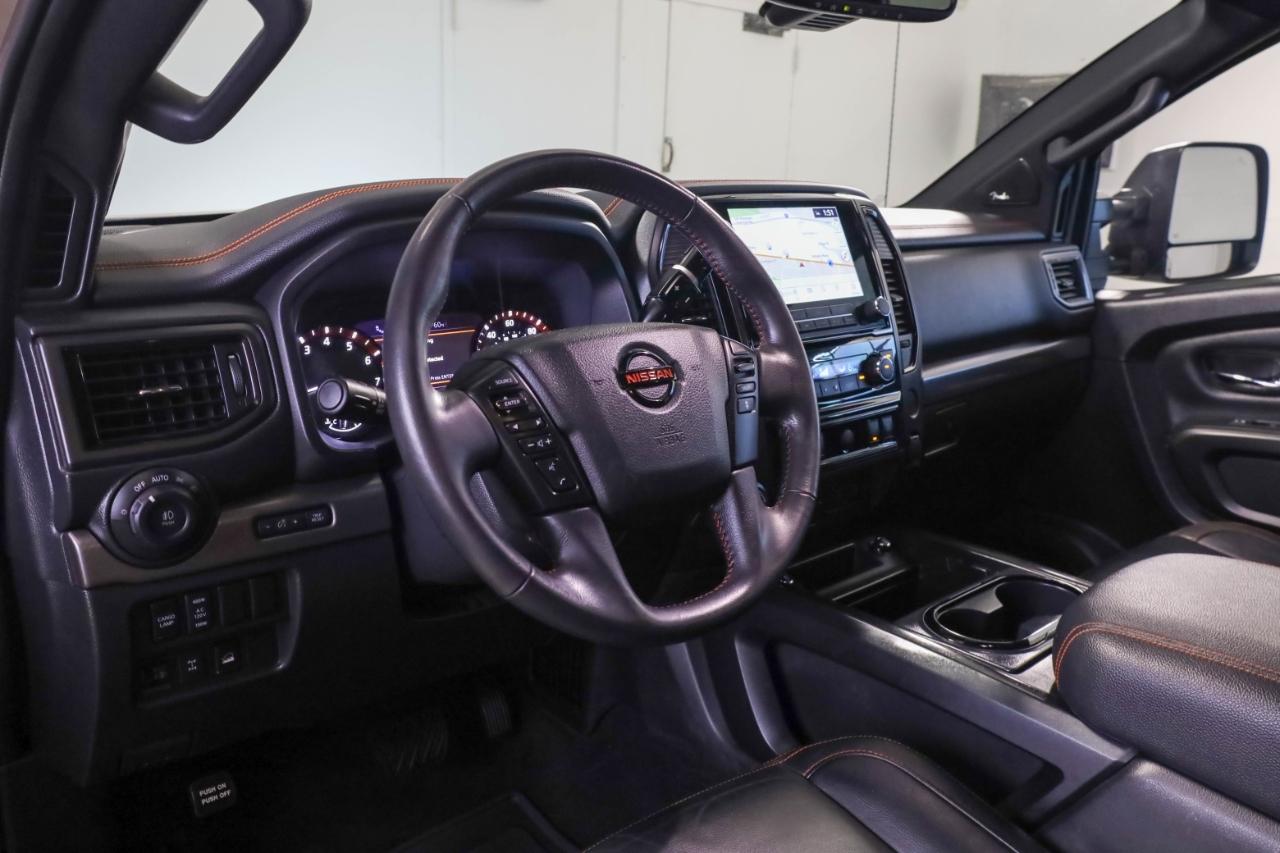 Nissan Titan 4x4 Crew Cab PRO-4X 2021