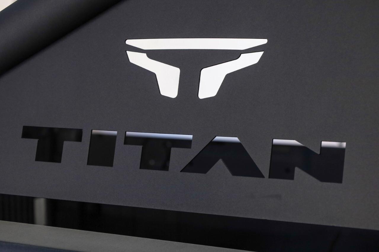 Nissan Titan 4x4 Crew Cab PRO-4X 2021