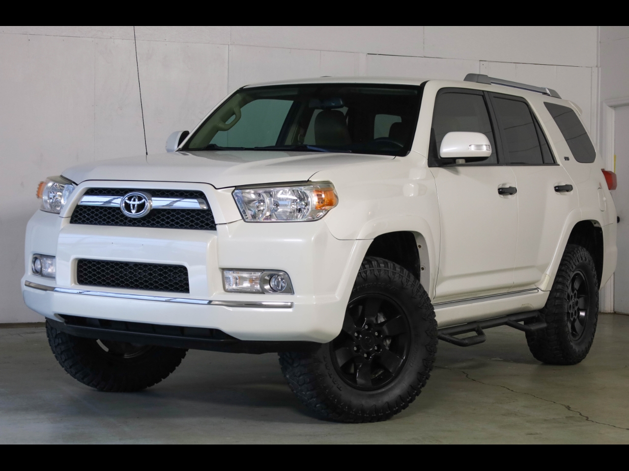 Toyota 4Runner RWD 4dr V6 Limited (Natl) 2011