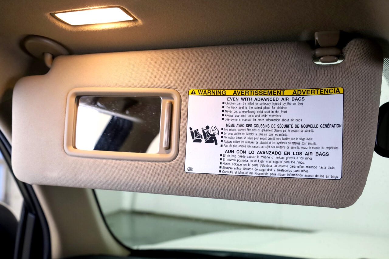 Toyota 4Runner RWD 4dr V6 Limited (Natl) 2011